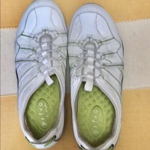 Slip on sneakers by Clark’s